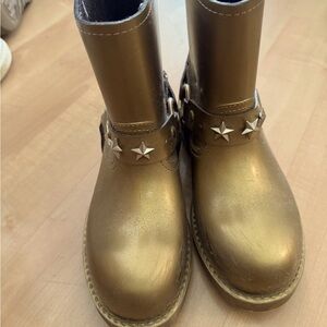 Rain boots